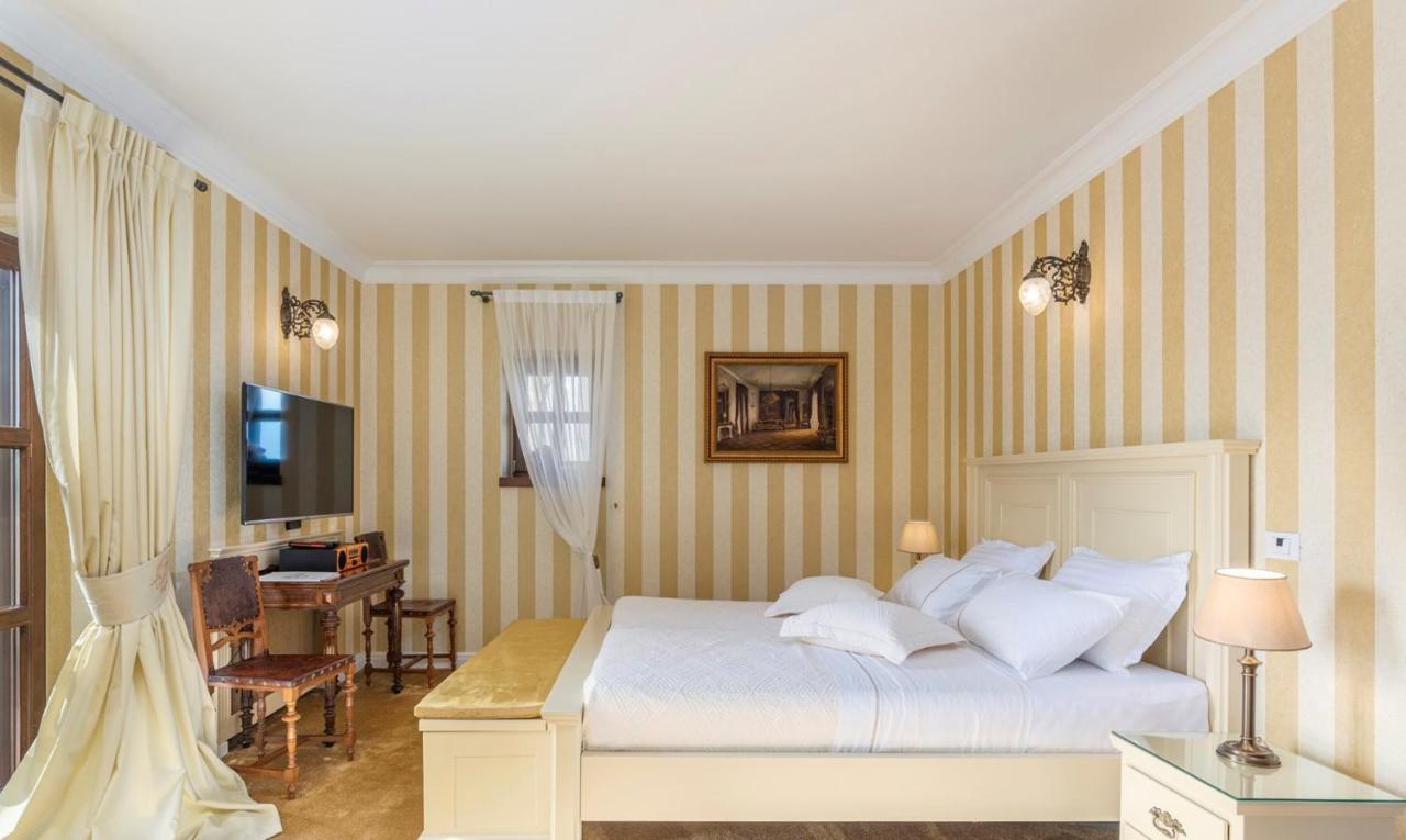 Barat  Villa Carolus-Luxurious Istrian Villa מראה חיצוני תמונה
