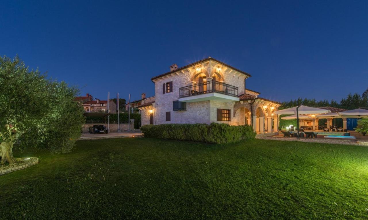 Barat  Villa Carolus-Luxurious Istrian Villa מראה חיצוני תמונה