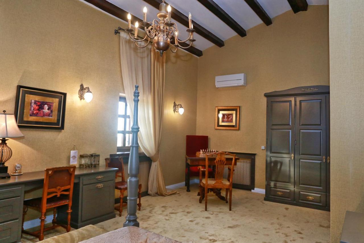 Barat  Villa Carolus-Luxurious Istrian Villa מראה חיצוני תמונה